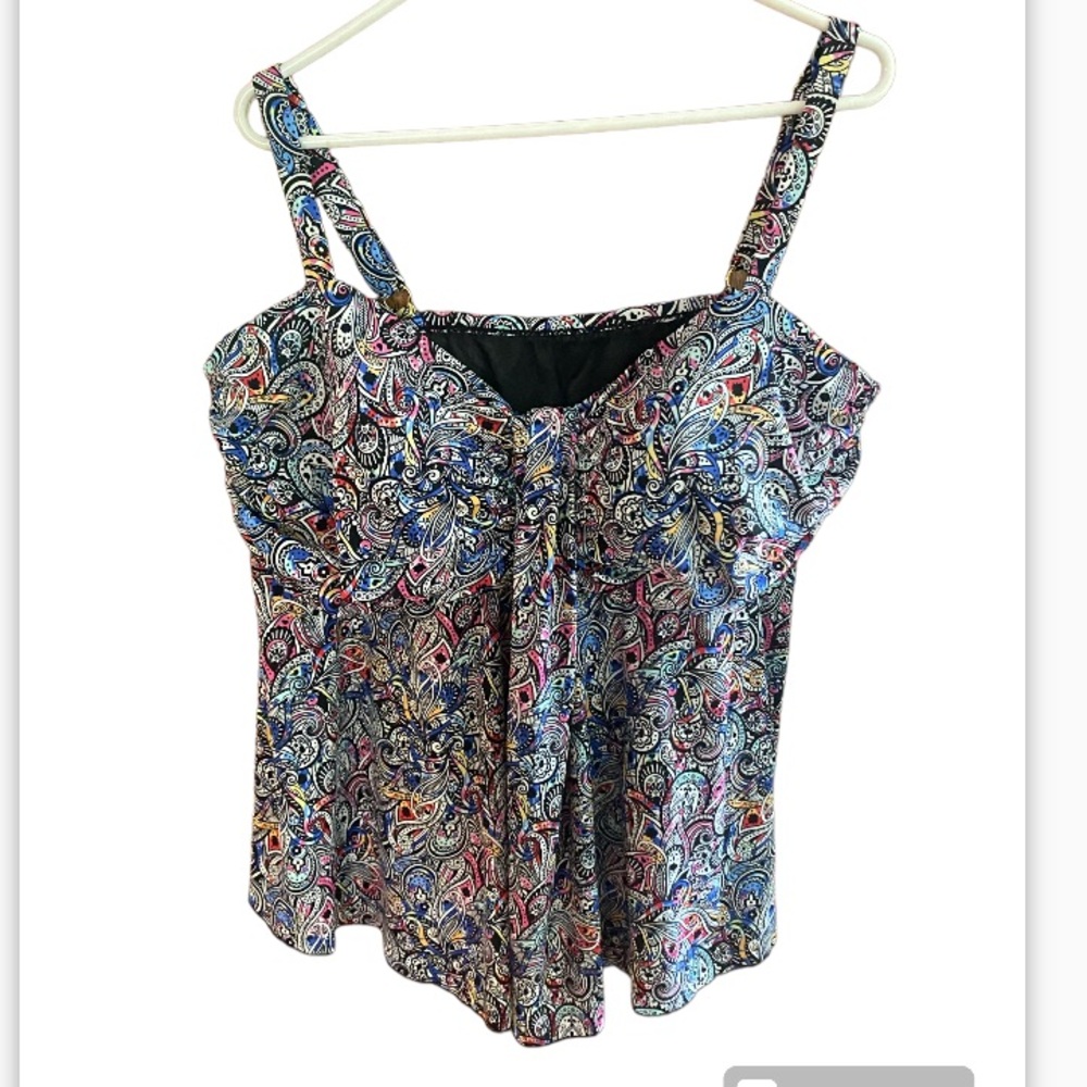 A Shore Fit Tummy Separate women’s swim suit top. Size 24.